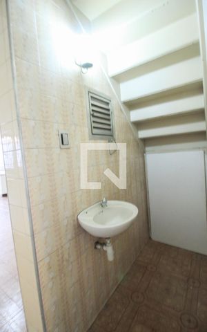 Casa à venda com 130m², 3 quartos e 1 vaga Casa à venda com 130m², 3 quartos e 1 vagaLavabo