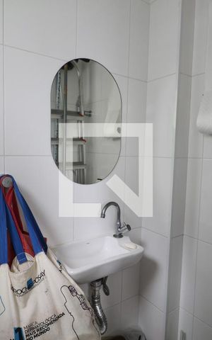 Apartamento para alugar com 90m², 2 quartos e 1 vaga Apartamento para alugar com 90m², 2 quartos e 1 vagaBanheiro de serviço