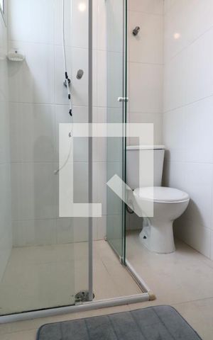 Apartamento para alugar com 90m², 2 quartos e 1 vaga Apartamento para alugar com 90m², 2 quartos e 1 vagaBanheiro Suíte