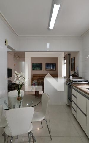 Apartamento para alugar com 90m², 2 quartos e 1 vaga Apartamento para alugar com 90m², 2 quartos e 1 vagaCozinha