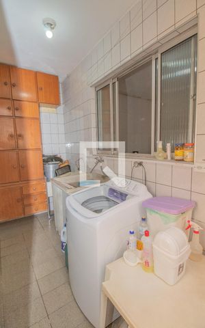 Casa à venda com 90m², 2 quartos e 1 vaga Casa à venda com 90m², 2 quartos e 1 vagaÁrea de Serviço