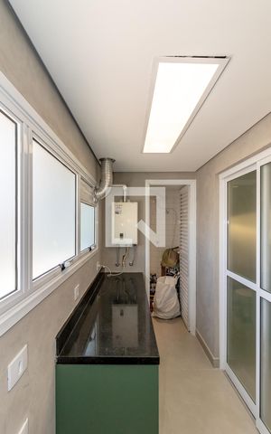 Apartamento à venda com 97m², 2 quartos e 1 vagaÁrea de Serviço
