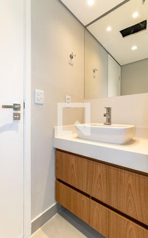 Apartamento à venda com 97m², 2 quartos e 1 vagaBanheiro do Quarto 1