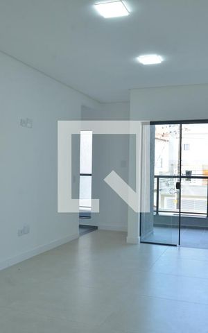 Casa para alugar com 270m², 3 quartos e 4 vagasSala