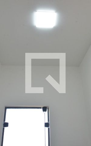 Casa para alugar com 270m², 3 quartos e 4 vagasEscada
