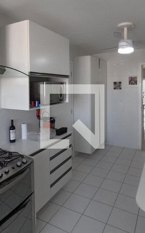 Apartamento para alugar com 189m², 3 quartos e 2 vagasCozinha