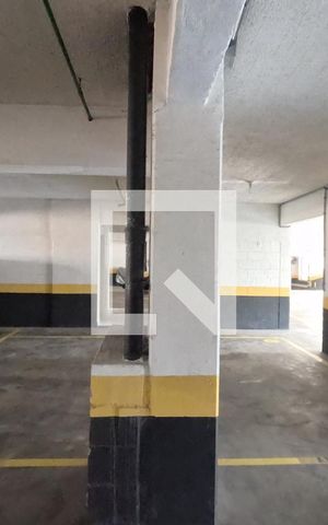 Apartamento para alugar com 189m², 3 quartos e 2 vagasÁrea Comum - Garagem Demarcada (2 Vagas:)