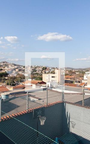 Casa à venda com 360m², 4 quartos e 1 vaga Casa à venda com 360m², 4 quartos e 1 vagaVista do Quarto 2