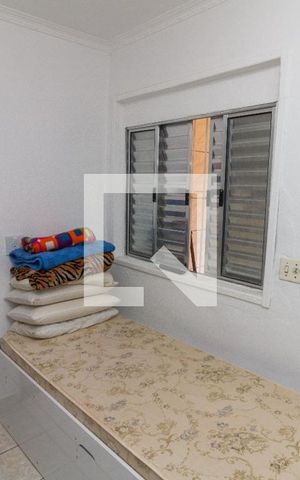 Casa à venda com 100m², 4 quartos e 2 vagas Casa à venda com 100m², 4 quartos e 2 vagasQuarto 3 - suíte