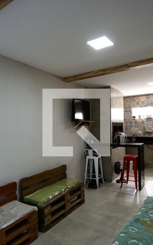 Casa à venda com 190m², 3 quartos e 3 vagas Casa à venda com 190m², 3 quartos e 3 vagasEspaço Gourmet