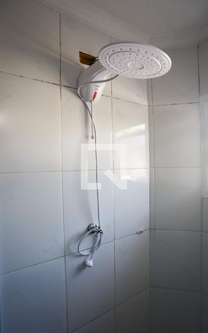 Casa à venda com 190m², 3 quartos e 3 vagas Casa à venda com 190m², 3 quartos e 3 vagasBanheiro