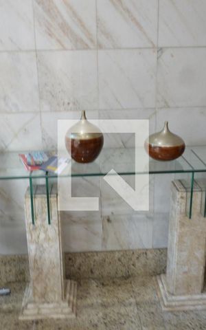 Apartamento para alugar com 87m², 2 quartos e sem vagaHall