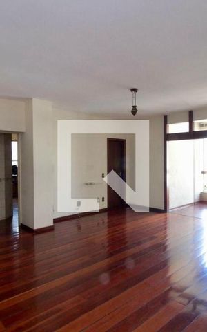 Apartamento à venda com 256m², 4 quartos e 2 vagas Apartamento à venda com 256m², 4 quartos e 2 vagassala