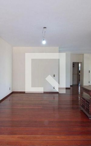 Apartamento à venda com 256m², 4 quartos e 2 vagas Apartamento à venda com 256m², 4 quartos e 2 vagassala