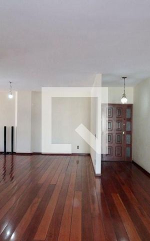 Apartamento à venda com 256m², 4 quartos e 2 vagas Apartamento à venda com 256m², 4 quartos e 2 vagassala