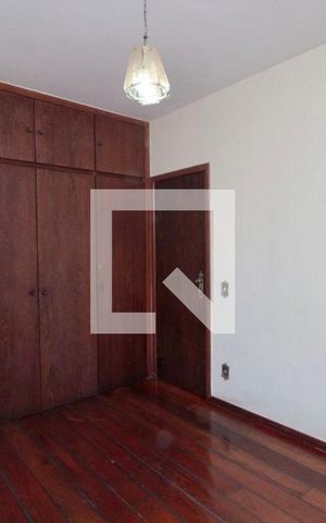 Apartamento à venda com 256m², 4 quartos e 2 vagas Apartamento à venda com 256m², 4 quartos e 2 vagasquarto