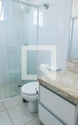 Casa de condomínio à venda com 157m², 3 quartos e 2 vagasBanheiro da Suíte