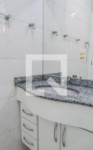 Casa de condomínio à venda com 157m², 3 quartos e 2 vagasBanheiro Social