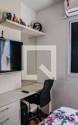 Casa de condomínio à venda com 157m², 3 quartos e 2 vagasQuarto Suíte