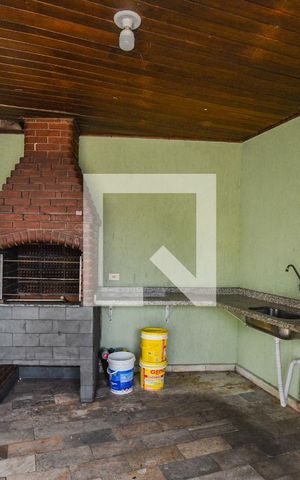 Casa de condomínio à venda com 157m², 3 quartos e 2 vagasÁrea comum - Churrasqueira