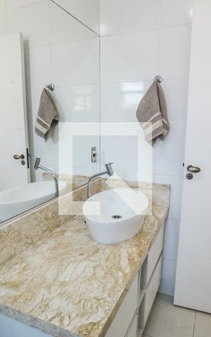 Casa de condomínio à venda com 157m², 3 quartos e 2 vagasBanheiro da Suíte