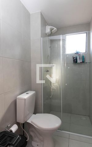 Apartamento à venda com 48m², 2 quartos e sem vaga Apartamento à venda com 48m², 2 quartos e sem vagaBanheiro