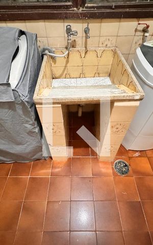 Casa à venda com 230m², 4 quartos e 3 vagas Casa à venda com 230m², 4 quartos e 3 vagasLavanderia