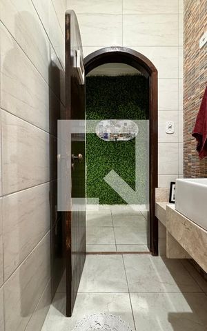 Casa à venda com 230m², 4 quartos e 3 vagas Casa à venda com 230m², 4 quartos e 3 vagasLavabo