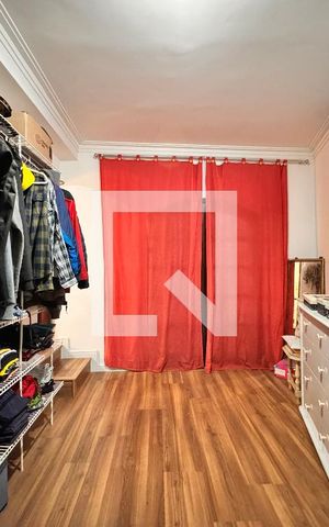 Casa à venda com 230m², 4 quartos e 3 vagas Casa à venda com 230m², 4 quartos e 3 vagasCloset da suíte