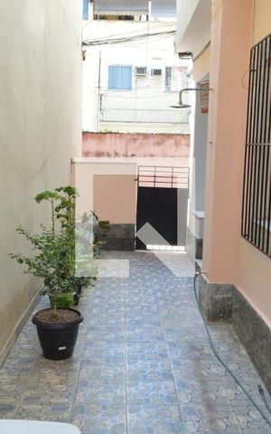 Casa à venda com 65m², 2 quartos e sem vagaQuintal
