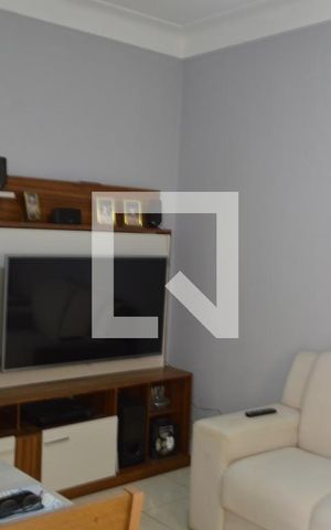Casa à venda com 65m², 2 quartos e sem vagaSala