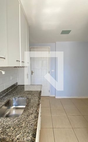 Apartamento à venda com 78m², 3 quartos e 1 vagaCozinha e Área de Serviço