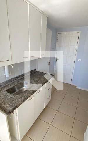 Apartamento à venda com 78m², 3 quartos e 1 vagaCozinha e Área de Serviço