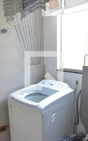 Apartamento à venda com 100m², 2 quartos e 2 vagasLavanderia 