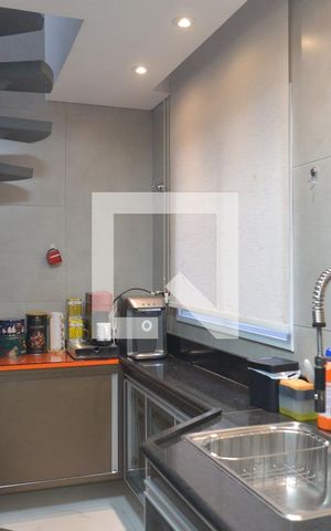 Apartamento à venda com 100m², 2 quartos e 2 vagasCozinha