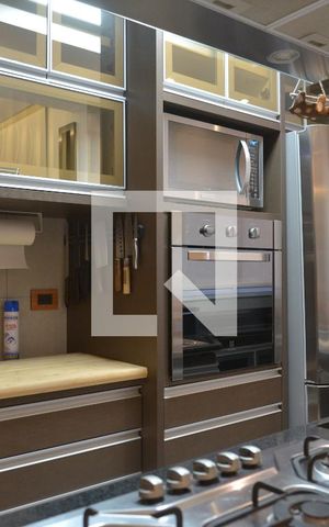 Apartamento à venda com 100m², 2 quartos e 2 vagasCozinha