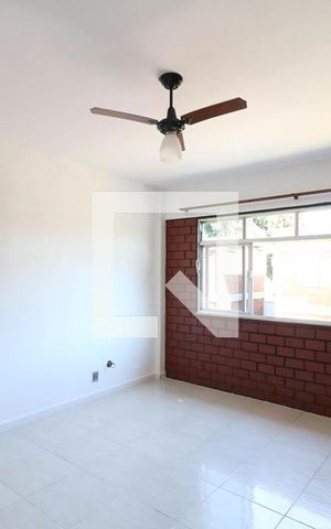 Apartamento para alugar com 65m², 2 quartos e 1 vaga Apartamento para alugar com 65m², 2 quartos e 1 vagaSala