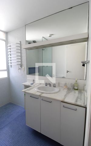 Apartamento para alugar com 94m², 2 quartos e 1 vagaBanheiro Social