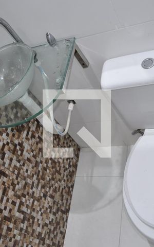 Casa para alugar com 60m², 1 quarto e sem vagaBanheiro