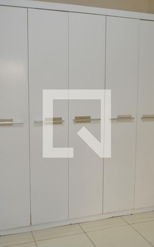 Casa para alugar com 60m², 1 quarto e sem vagaQuarto