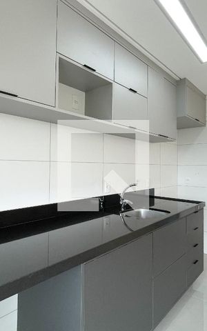 Apartamento à venda com 52m², 2 quartos e 1 vaga Apartamento à venda com 52m², 2 quartos e 1 vagaCozinha