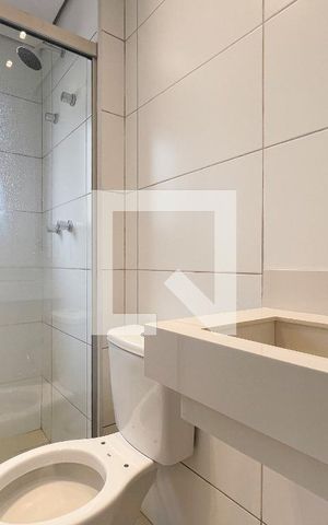 Apartamento à venda com 52m², 2 quartos e 1 vaga Apartamento à venda com 52m², 2 quartos e 1 vagaBanheiro Social