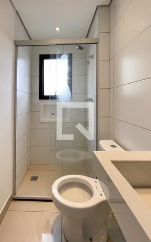 Apartamento à venda com 52m², 2 quartos e 1 vaga Apartamento à venda com 52m², 2 quartos e 1 vagaBanheiro Social