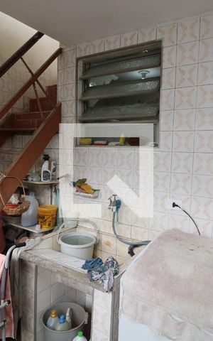 Casa à venda com 200m², 2 quartos e 2 vagasÁrea de Serviço
