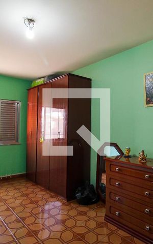 Casa à venda com 172m², 2 quartos e 2 vagasQuarto 1