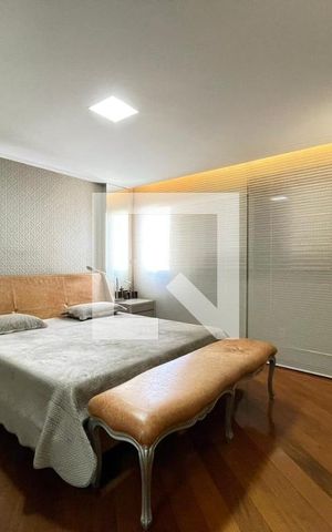 Apartamento à venda com 276m², 4 quartos e 5 vagas Apartamento à venda com 276m², 4 quartos e 5 vagasQuarto 3