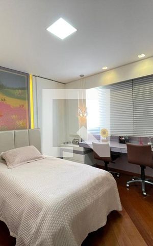 Apartamento à venda com 276m², 4 quartos e 5 vagas Apartamento à venda com 276m², 4 quartos e 5 vagasQuarto 4