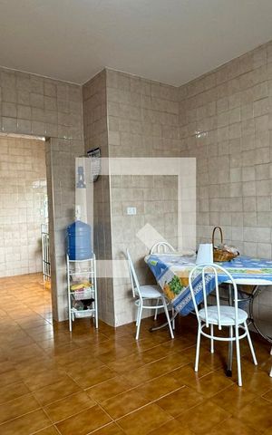Casa para alugar com 400m², 4 quartos e 8 vagasCozinha