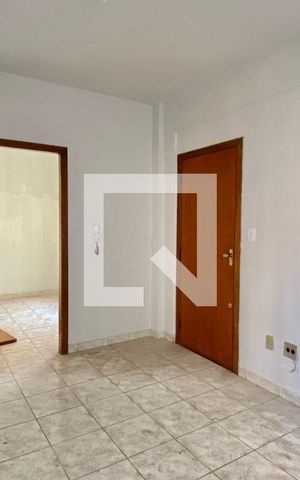 Apartamento à venda com 70m², 2 quartos e 1 vaga Apartamento à venda com 70m², 2 quartos e 1 vagaSala
