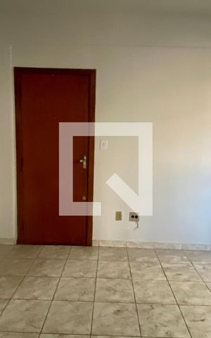 Apartamento à venda com 70m², 2 quartos e 1 vaga Apartamento à venda com 70m², 2 quartos e 1 vagaSala